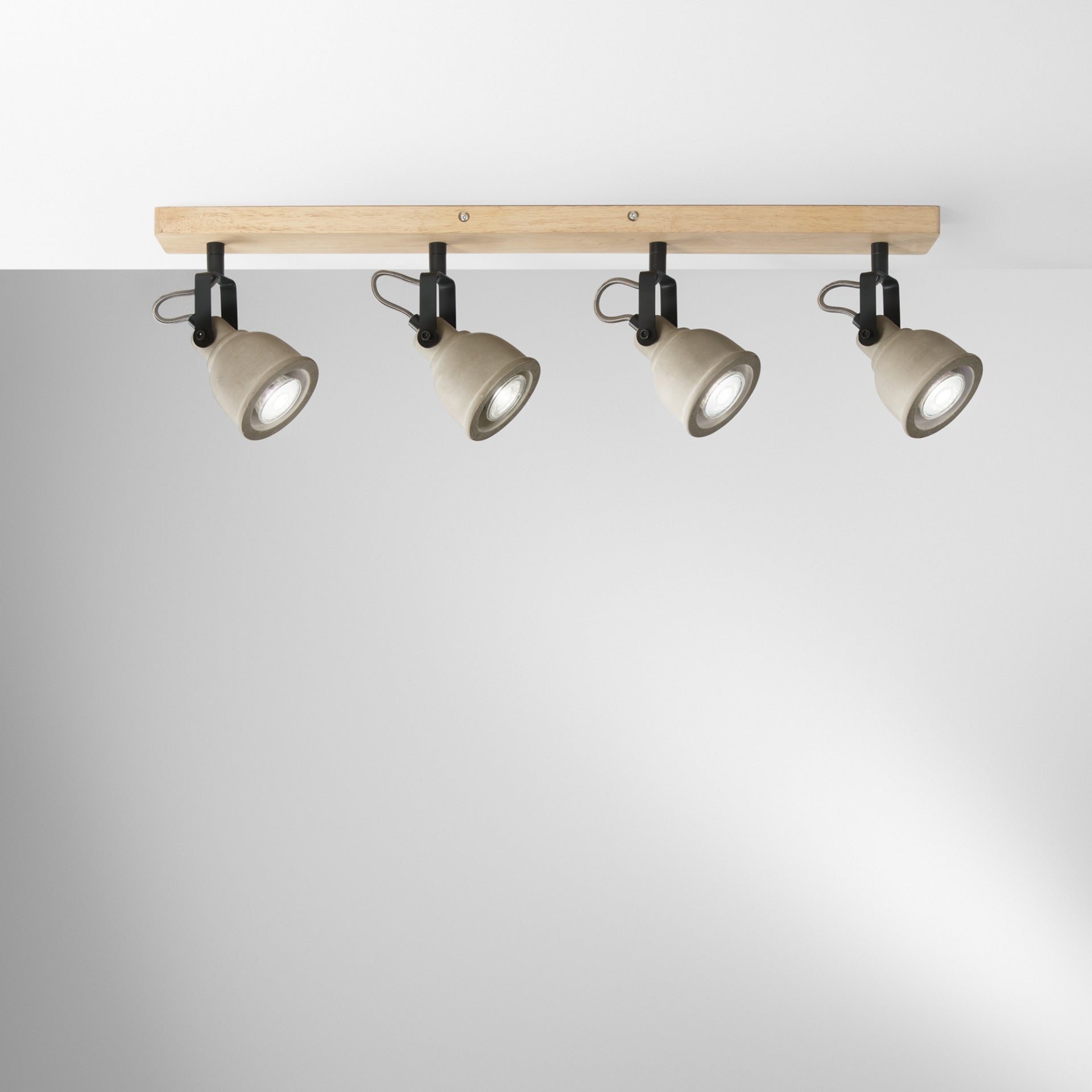 Applique 4 luci base legno spot orientabile cemento naturale rifiniture nero-nichel 4XGU10 non incl. KISA Applique 4 luci base legno spot orientabile cemento naturale rifiniture nero-nichel 4XGU10 non incl. KISA